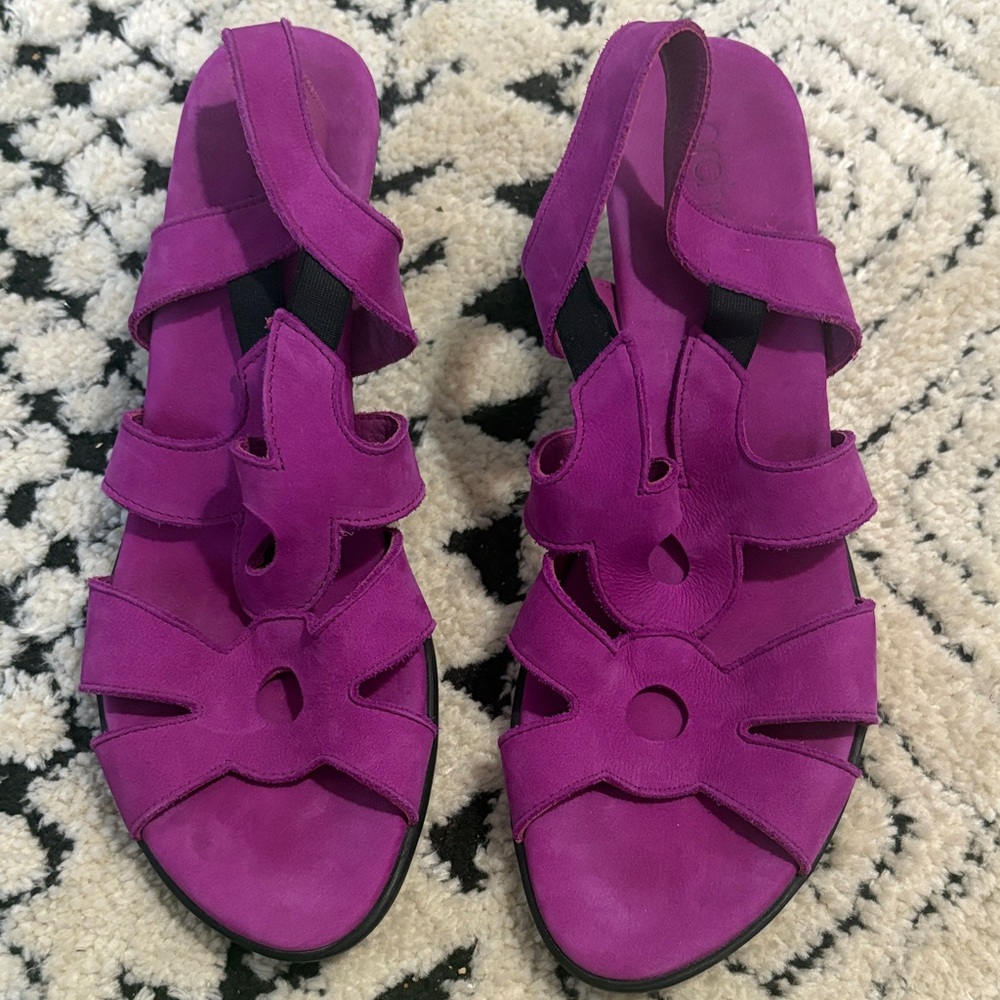 Arche Vibrant Purple Women's Sandals